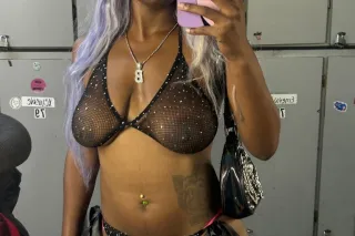 💫Funsize new girl in town… one look and you’re hooked 😈💋✨ small frame, big magic 💎👑🔥💖 photo 8