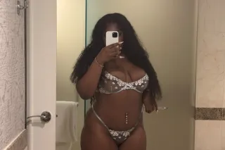 LAST DAY QV SPECIALS👅 HH Specials 💗 Come Visit Now! Visiting Chocolate Girl 😘🍫Incalls/Outcalls Now! photo 9