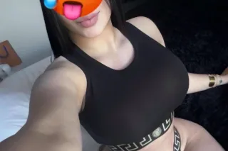 hello, my special 😍😍 I accept cash 😈😈😈 call me or text me photo 2