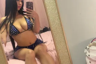 Young Hot Belizean Blast 😍🫦🔥 photo 2