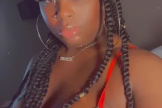 One Time Special QV $50 Head N Pussy......InCalls Only photo 3