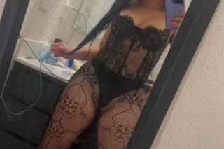 ✨captiviation embodied in heels 👠✨ photo 2