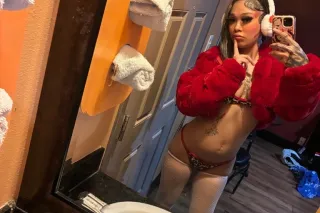 sexy tight wet pussy come see about me /asian photo 3