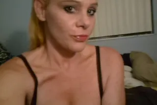 SHORT AND SWEET photo 3