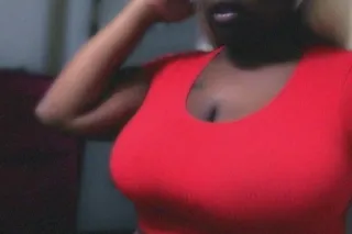 sexy thicc bitch ready for fun car only right now you must pulll up photo 3