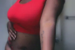 sexy thicc bitch ready for fun car only right now you must pulll up