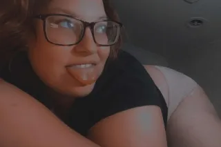 BBW PREGANT AND SINGLE here to play photo 10