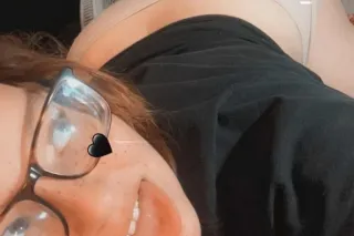 BBW PREGANT AND SINGLE here to play photo 12
