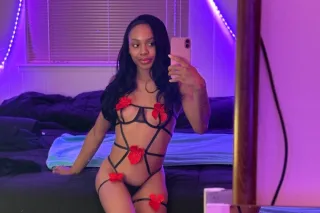 outcalls and cardates Fun sized no fr photo 4