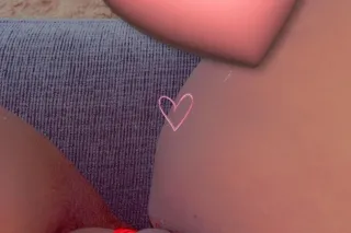 ~video calls 😛CAR PLAY!😛🩷😛 A tight shaved wet gripping pussy 🔥🤏🏿 photo 3