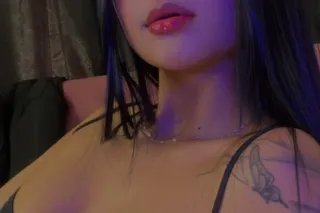 camila hermosa latina flaca con ricos movimientos photo 4