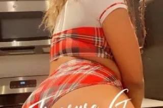 🤤QV SPECIAL 🤭 WALDORF 😛Pretty Face🤤 Curves That Keep You 💭 thinking 💋COME PLAY IN MY TREASURE CHEST 🧜🏾♀ photo 2