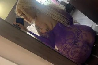 Back in town 😘 photo 3