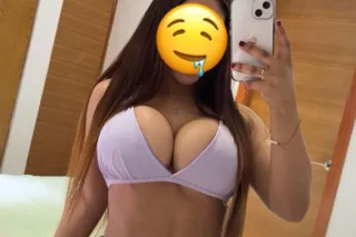 the best Latina in the area with great 🍑💦💦