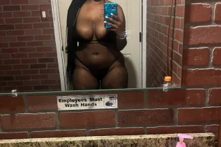 Come Feel How Deep My Throat Is 👅💋 photo 3