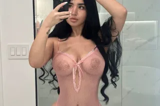 soy latina y soy caliente 😘😘 photo 5
