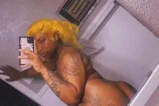 Cum Take a ride in The Big Body Benz🫦😘 New In Town ! photo 4