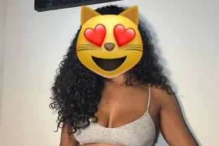 💦🔥Passionate sexy and attractive deepthroat girl with big ass and tits 🍑🍒💦🔥
