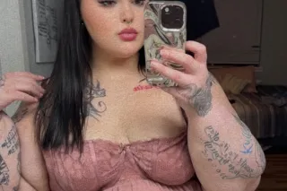 Everyone Needs A BBW Experience 😋 photo 5