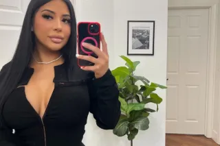 Busty latina goddess photo 4