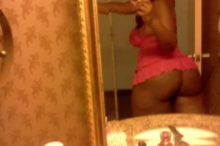 Last night in town come and show me what u can do photo 4