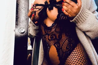 SEXY😱SLIM PETITE BIg🥵 TITTS & TIGHT PUSSY 🤑🔥 500$ OVER NIGHTS ONLY. CALL FOR SUMMER 📲🫦 (;: NO P BARE NO GFE ANAl ✌🏽😘) INS / OUTS ‼ Sweet loving vibe let’s talk🥹 photo 3