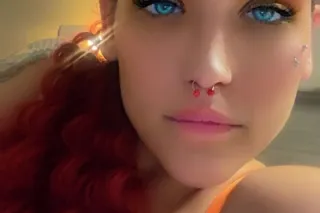 HERE FOR A SHORT TIME DONT MISS OUT ON YOUR FAVORITE PAWG ❄❄🐰👯♀HAZEL 💚💚 💋 photo 5