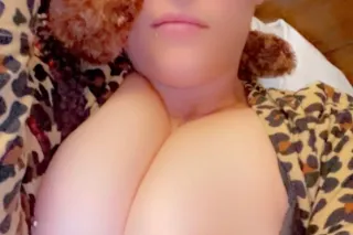 HERE FOR A SHORT TIME DONT MISS OUT ON YOUR FAVORITE PAWG ❄❄🐰👯♀HAZEL 💚💚 💋 photo 7
