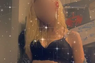 **NEW**Mouth-watering blonde ready to quench your thirst photo 5