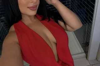 Super Soaker 💦🥵 Big booty freak 😍😍 Cum see me daddy !! 💋🩷 Island Baddie 🌴🔥 photo 3