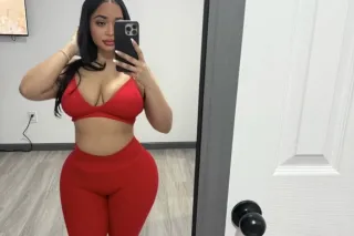 Super Soaker 💦🥵 Big booty freak 😍😍 Cum see me daddy !! 💋🩷 Island Baddie 🌴🔥