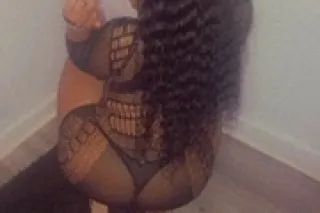 LEMME CLEAR YOUR RAIN DADDY 💄🥰 💦💦MEEEE 😙💋Gushy princcess 🌹🤭