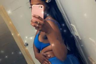 omg she da shit 😜🤪😎😏❤ photo 2
