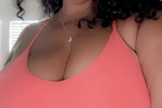 LAST HOURS HERE 💋 - Your Favorite CURVY, BUSTY BBW
