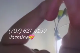 New fairy 🧚🏼♀ in town come play 💦💦💦