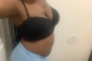 iif yu wanna have sum fun over the phone hit me up🍑💦 only doing cardates and outcalls in north and only bbj nothing else photo 3
