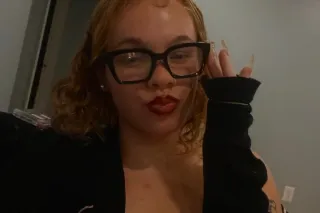 Thick and Freaky Snowbunny💕🍬