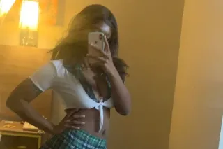 small petite photo 5