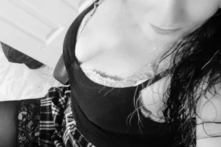 Single lonely female waiting to hear from you photo 7