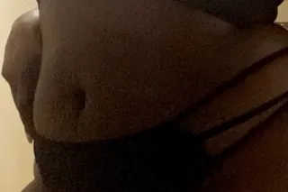 tAll cHocOlaTe cUrVY eBonY😘 photo 2