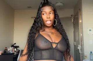 New In Town 🥰! Your Chocolate Fantasy💫🍫 INCALLS/OUTCALLS/DINNER DATES/OVERNIGHTS AVAILABLE 24/7 SLIM THICK & NATRUAL😉 photo 9