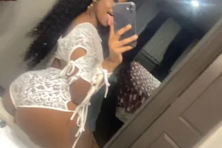 Your Sweetest Escape🥰🌹Last Day In Town💗 photo 7