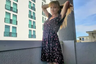 Blonde Bombshell MILF Alexis Awaiting Incalls photo 11