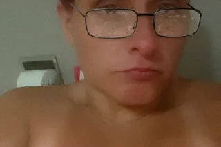 freakaleaq@pornhub.com photo 2