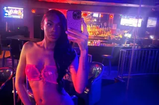 CHICAGO GIRL IN THE D AREA RUSH ME photo 3