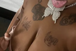 📍🚨🖤NEW HERE🩹🖤🍑💦❣H!GHLY RECOMMENDED BABI READ DA PRICES 😮‍💨🤫🤓 CUM CATCH ME 🏃🏽♀💨