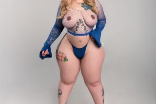 Your PAWG Stripper Fantasy photo 3