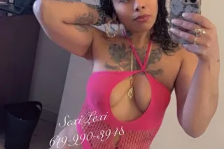 Sexi Lexi ready to play your place photo 2