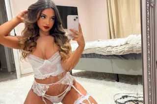 CALIENTE , DISPONIBLE 24HR 🔥🔥