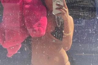 ur favorite hoe🥰🌸💦 photo 3
